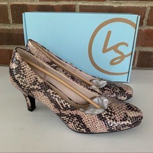 Life Stride Women's Snake Print Pumps in Beige and Black